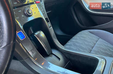 Хэтчбек Chevrolet Volt 2014 в 