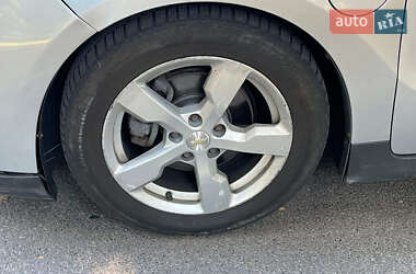 Хэтчбек Chevrolet Volt 2014 в 