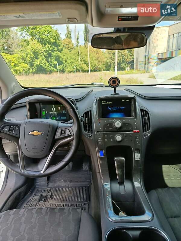 Хэтчбек Chevrolet Volt 2014 в Киеве фото 10 Хэтчбек Chevrolet Volt 2014 в Киеве