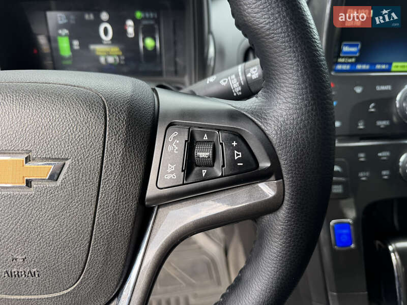 Хэтчбек Chevrolet Volt 2014 в Киеве