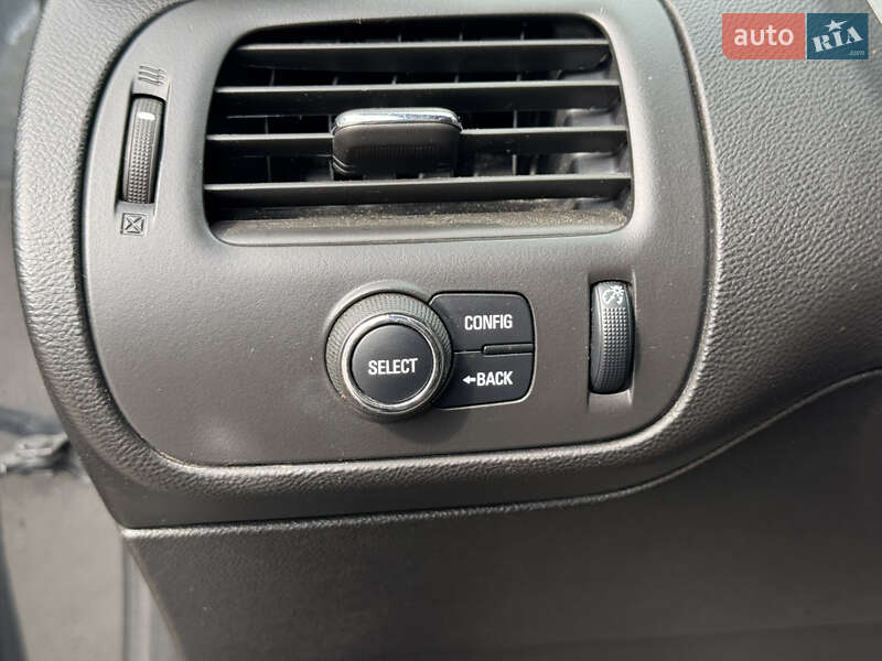 Хэтчбек Chevrolet Volt 2014 в Киеве
