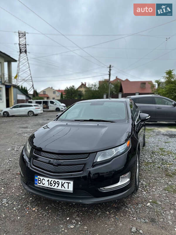 Хэтчбек Chevrolet Volt 2010 в Львове