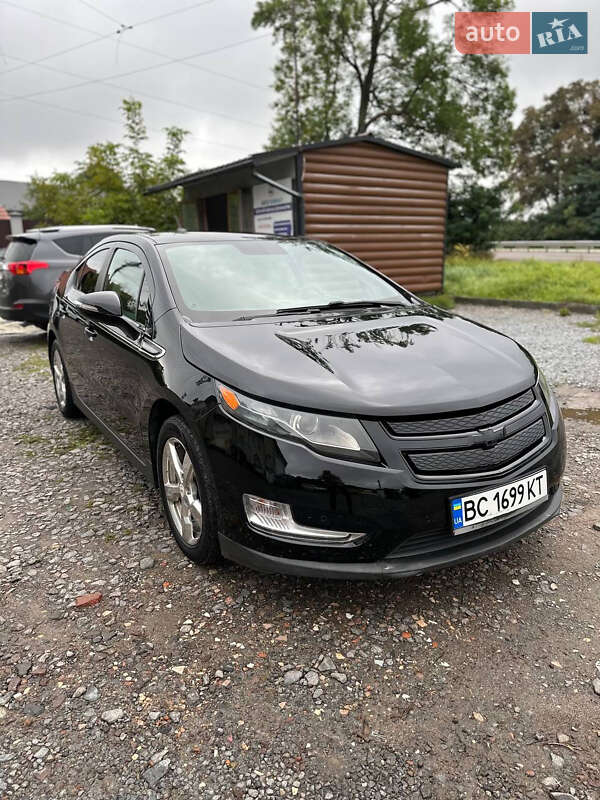 Хэтчбек Chevrolet Volt 2010 в Львове