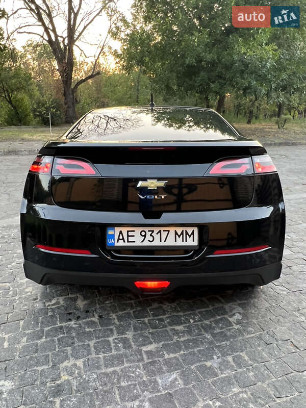 Хэтчбек Chevrolet Volt 2013 в Киеве