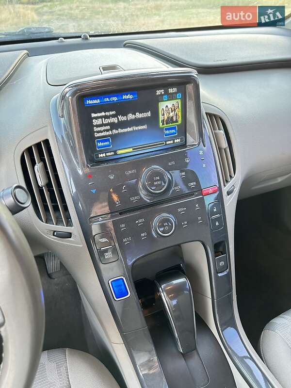 Хэтчбек Chevrolet Volt 2015 в Харькове