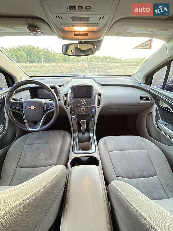 Хэтчбек Chevrolet Volt 2015 в Харькове