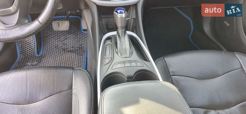 Хэтчбек Chevrolet Volt 2017 в Ровно