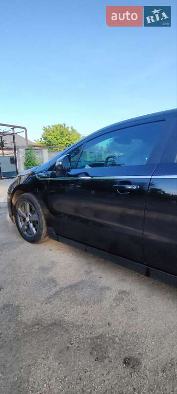 Хэтчбек Chevrolet Volt 2014 в Запорожье