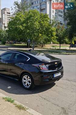 Хэтчбек Chevrolet Volt 2016 в 