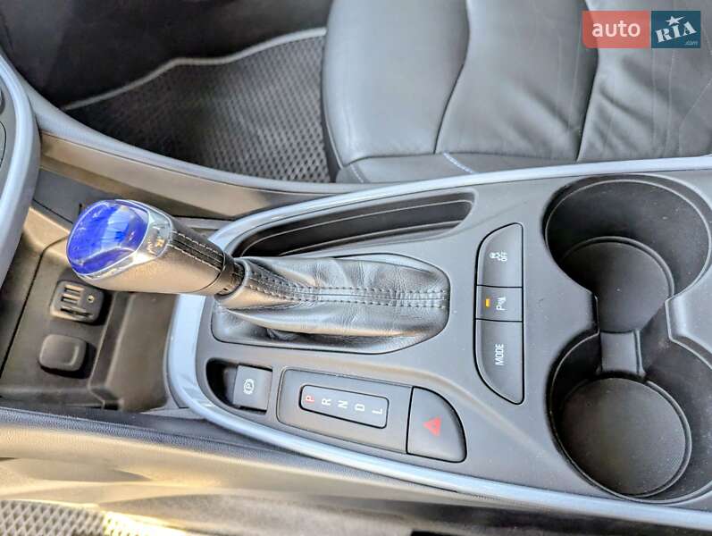 Хэтчбек Chevrolet Volt 2019 в Киеве