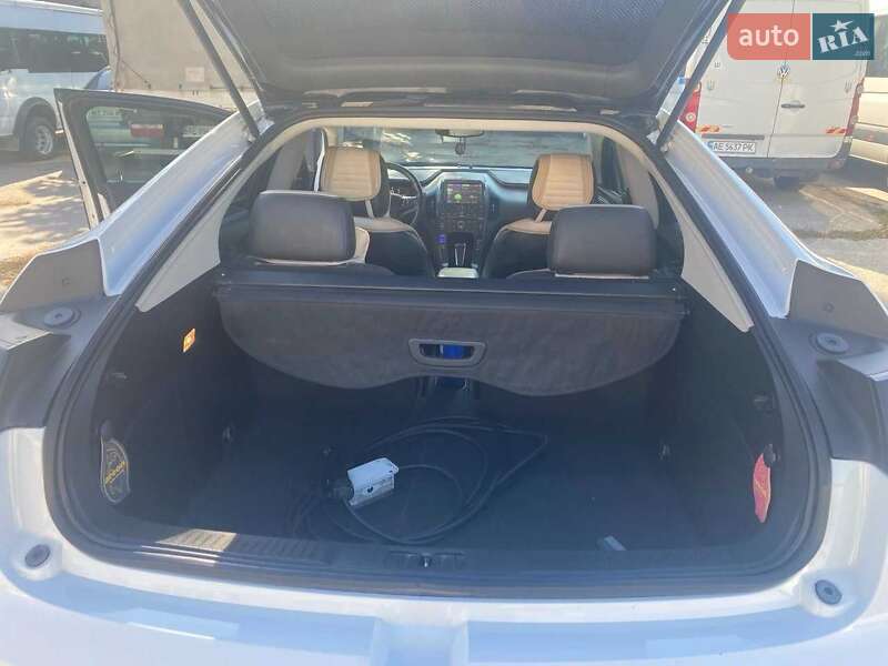 Хетчбек Chevrolet Volt 2012 в Кам'янському