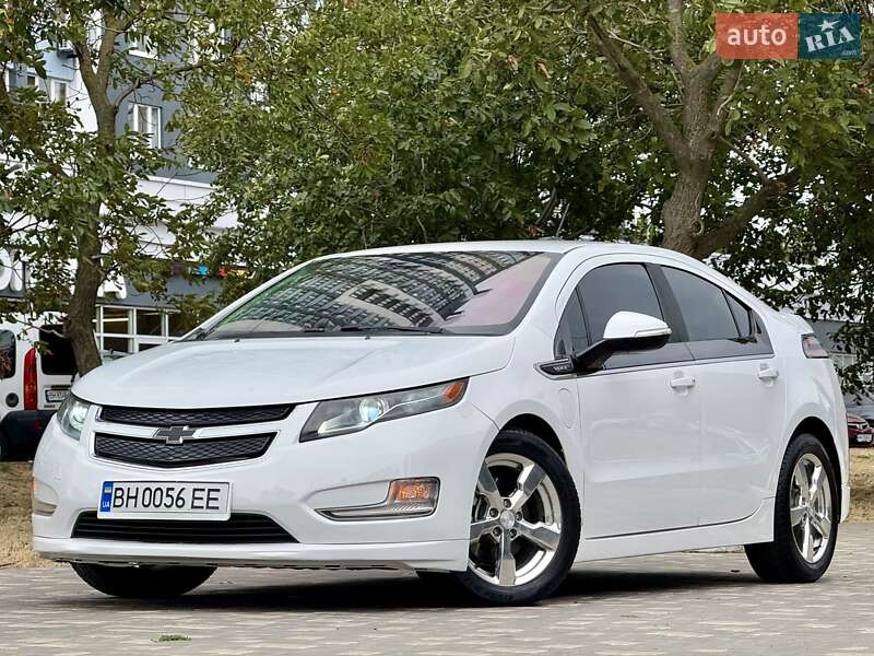 Хэтчбек Chevrolet Volt 2015 в Одессе