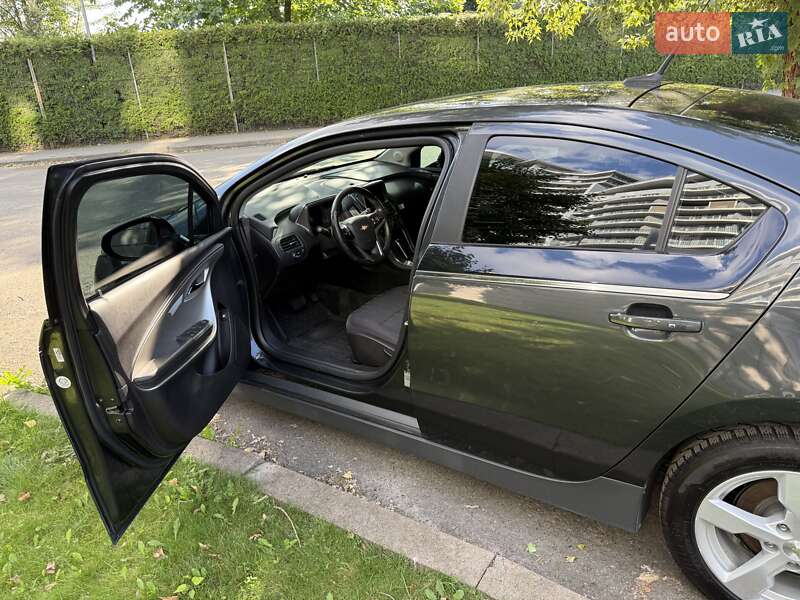Хэтчбек Chevrolet Volt 2014 в Киеве фото 7 Хэтчбек Chevrolet Volt 2014 в Киеве