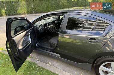 Хэтчбек Chevrolet Volt 2014 в 
