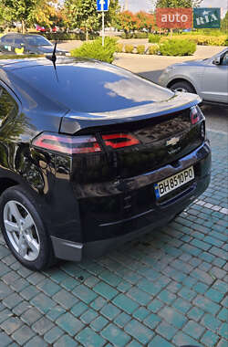 Хэтчбек Chevrolet Volt 2013 в 