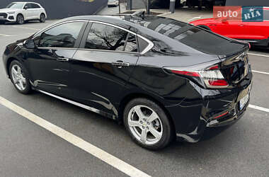 Хэтчбек Chevrolet Volt 2018 в 