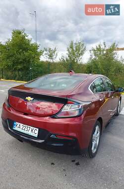 Хэтчбек Chevrolet Volt 2016 в 