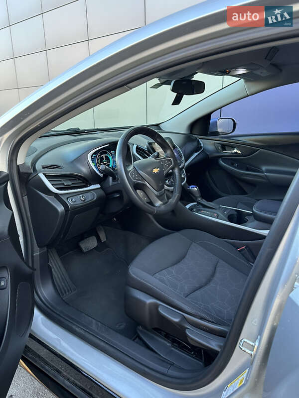 Хэтчбек Chevrolet Volt 2016 в Киеве фото 6 Хэтчбек Chevrolet Volt 2016 в Киеве