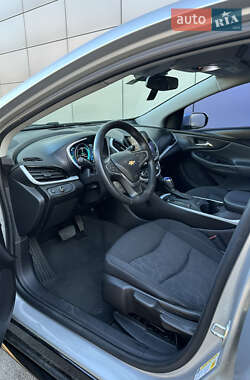 Хэтчбек Chevrolet Volt 2016 в 