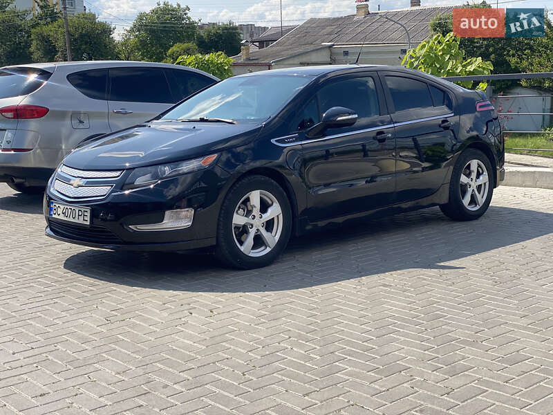 Хэтчбек Chevrolet Volt 2011 в Золочеве
