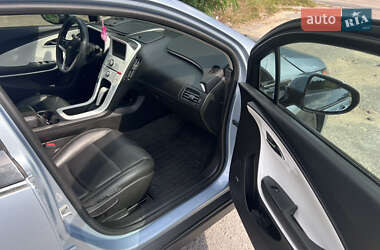 Хэтчбек Chevrolet Volt 2013 в 
