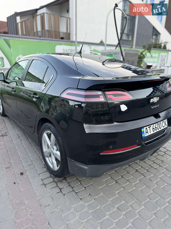 Хэтчбек Chevrolet Volt 2014 в Ивано-Франковске