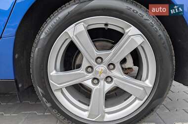 Хэтчбек Chevrolet Volt 2017 в 