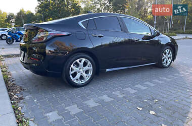 Хэтчбек Chevrolet Volt 2017 в 