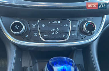 Хэтчбек Chevrolet Volt 2017 в 