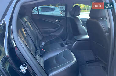 Хэтчбек Chevrolet Volt 2017 в 