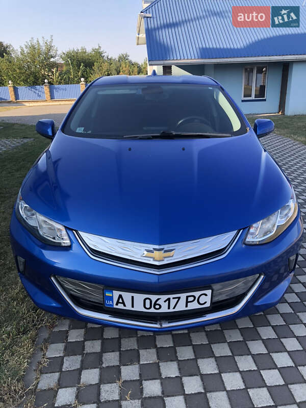 Хэтчбек Chevrolet Volt 2017 в Калиновке