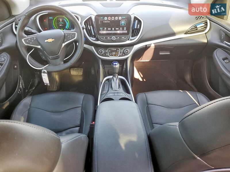 Хэтчбек Chevrolet Volt 2017 в Полтаве