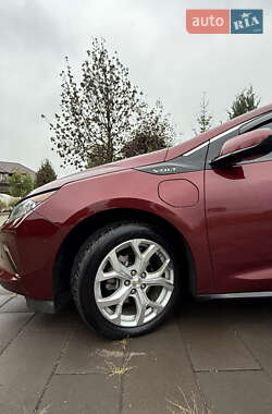 Хэтчбек Chevrolet Volt 2016 в 