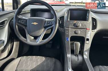 Хэтчбек Chevrolet Volt 2015 в 
