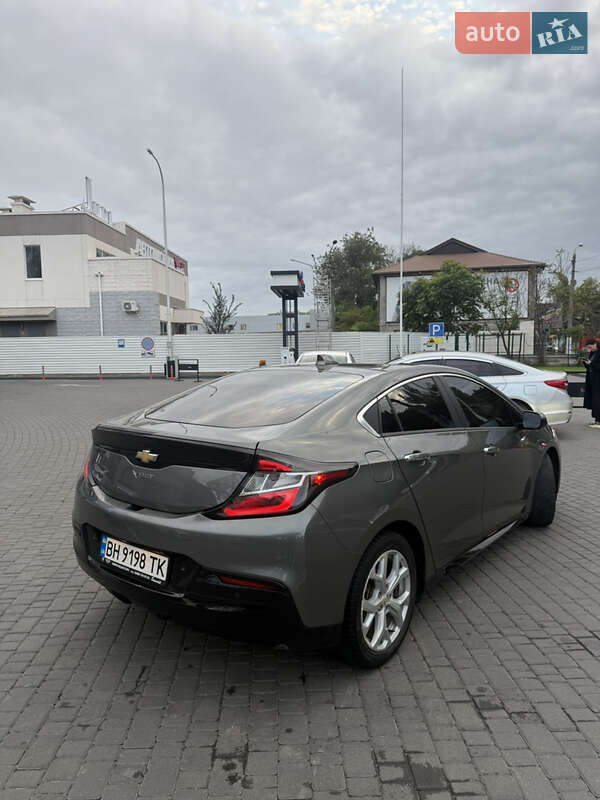 Хэтчбек Chevrolet Volt 2017 в Одессе фото 5 Хэтчбек Chevrolet Volt 2017 в Одессе