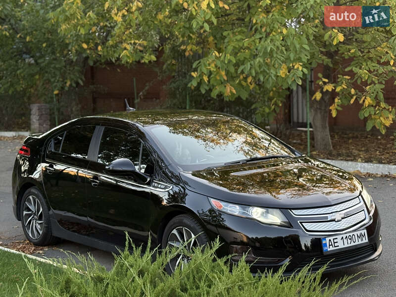 Хэтчбек Chevrolet Volt 2013 в Днепре