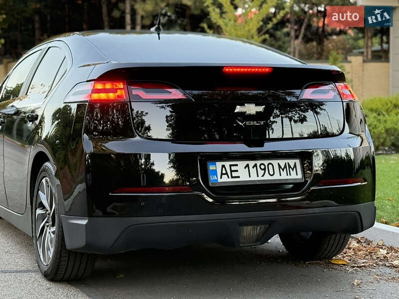 Хэтчбек Chevrolet Volt 2013 в Днепре
