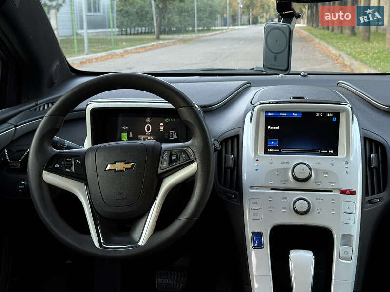 Хэтчбек Chevrolet Volt 2013 в Днепре