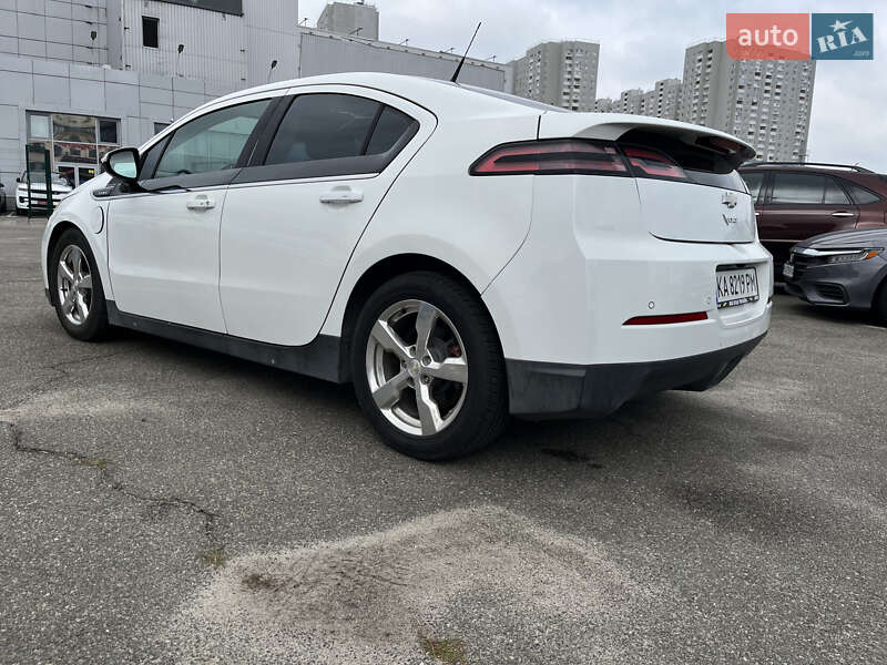Хетчбек Chevrolet Volt 2012 в Києві фото 8 Хетчбек Chevrolet Volt 2012 в Києві