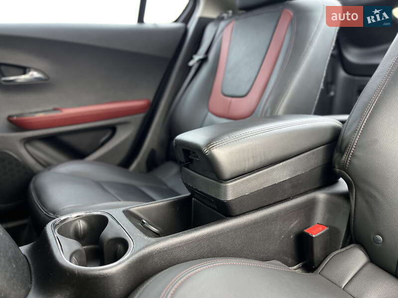 Хетчбек Chevrolet Volt 2012 в Києві фото 31 Хетчбек Chevrolet Volt 2012 в Києві