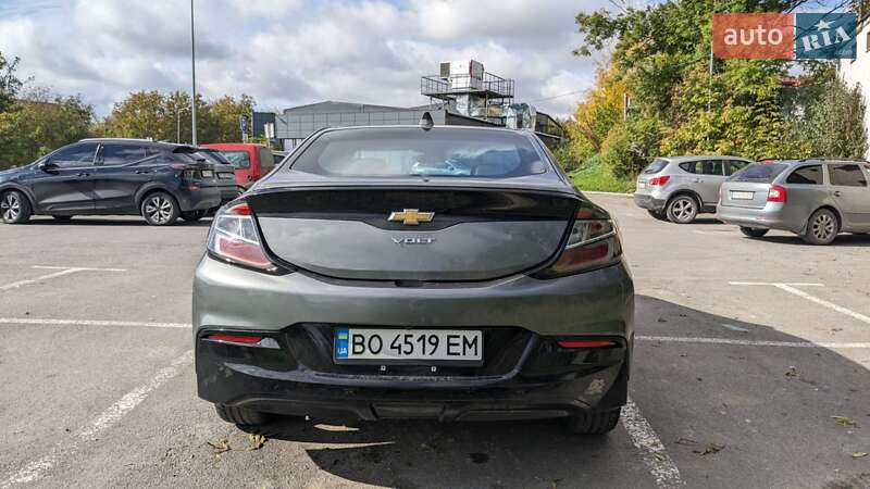 Хэтчбек Chevrolet Volt 2017 в Тернополе