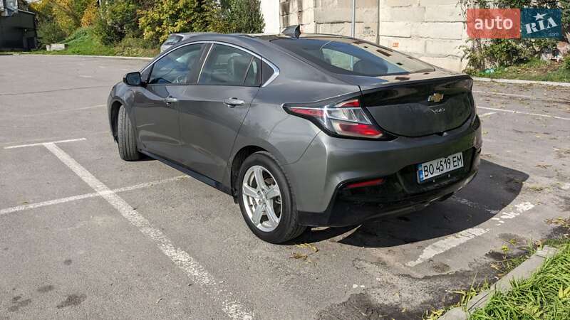 Хэтчбек Chevrolet Volt 2017 в Тернополе