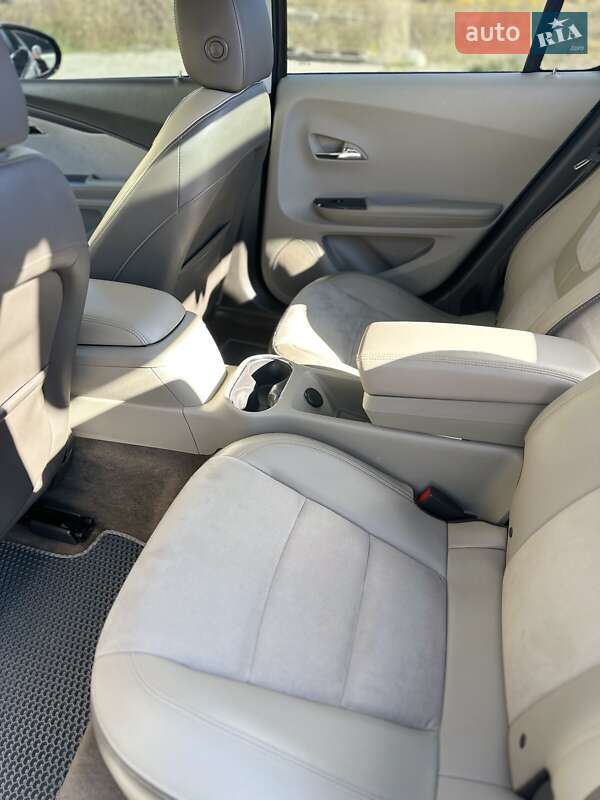 Хэтчбек Chevrolet Volt 2013 в Хмельницком фото 12 Хэтчбек Chevrolet Volt 2013 в Хмельницком