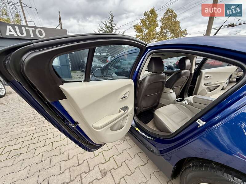 Хэтчбек Chevrolet Volt 2013 в Одессе