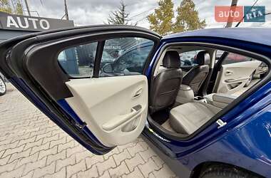 Хэтчбек Chevrolet Volt 2013 в 