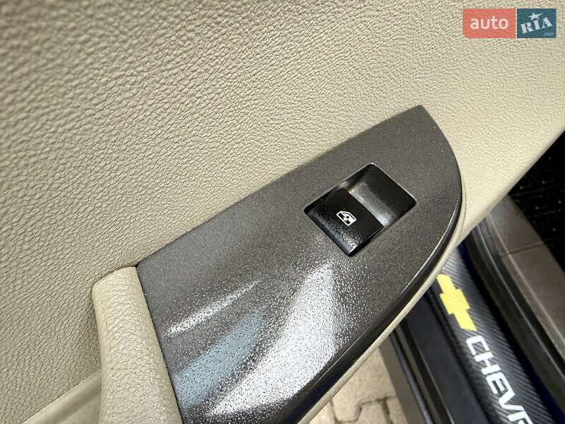 Хэтчбек Chevrolet Volt 2013 в Одессе