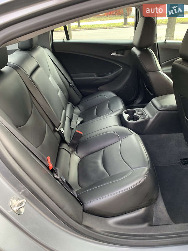 Хетчбек Chevrolet Volt 2018 в Черкасах