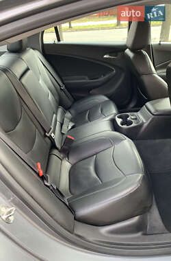 Хэтчбек Chevrolet Volt 2018 в 