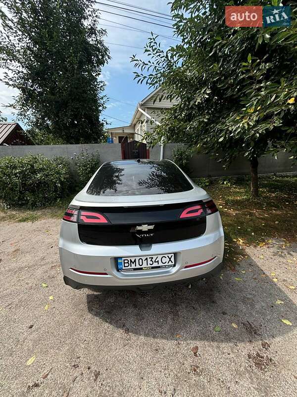 Хэтчбек Chevrolet Volt 2010 в Конотопе