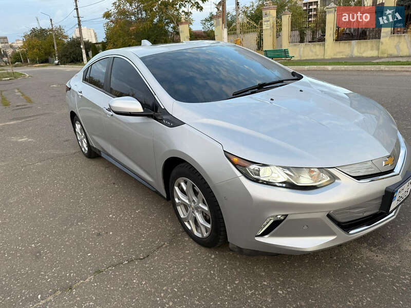 Хэтчбек Chevrolet Volt 2018 в Одессе фото 2 Хэтчбек Chevrolet Volt 2018 в Одессе